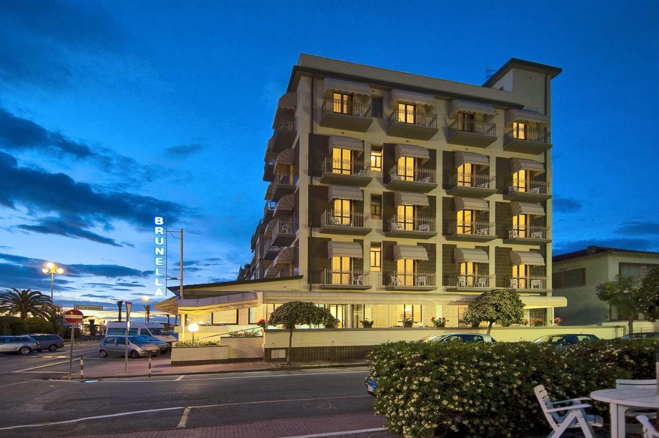 Hotel Brunella Лидо-ди-Камайоре Экстерьер фото