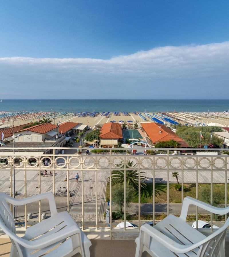 Hotel Brunella Лидо-ди-Камайоре Экстерьер фото